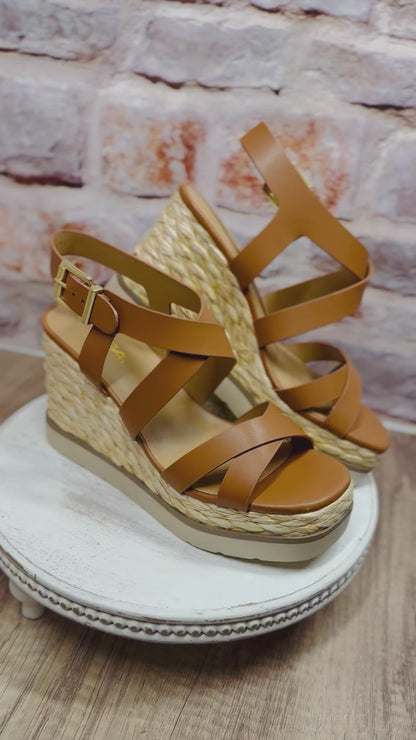 Rhonda Wedge in Cognac